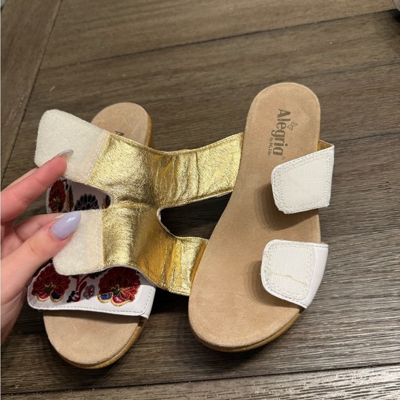 Alegria white floral heels - Picture 4 of 10